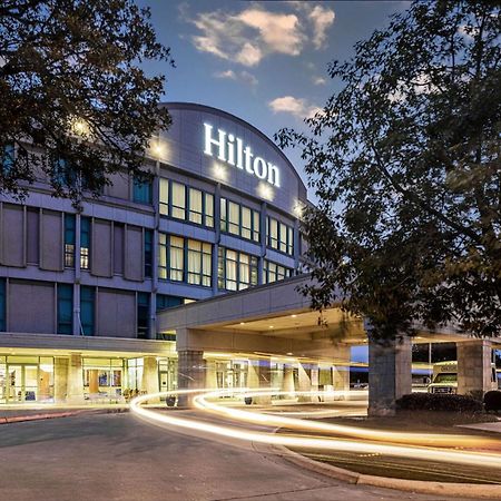 Hotel Hilton Austin Airport Exterior foto