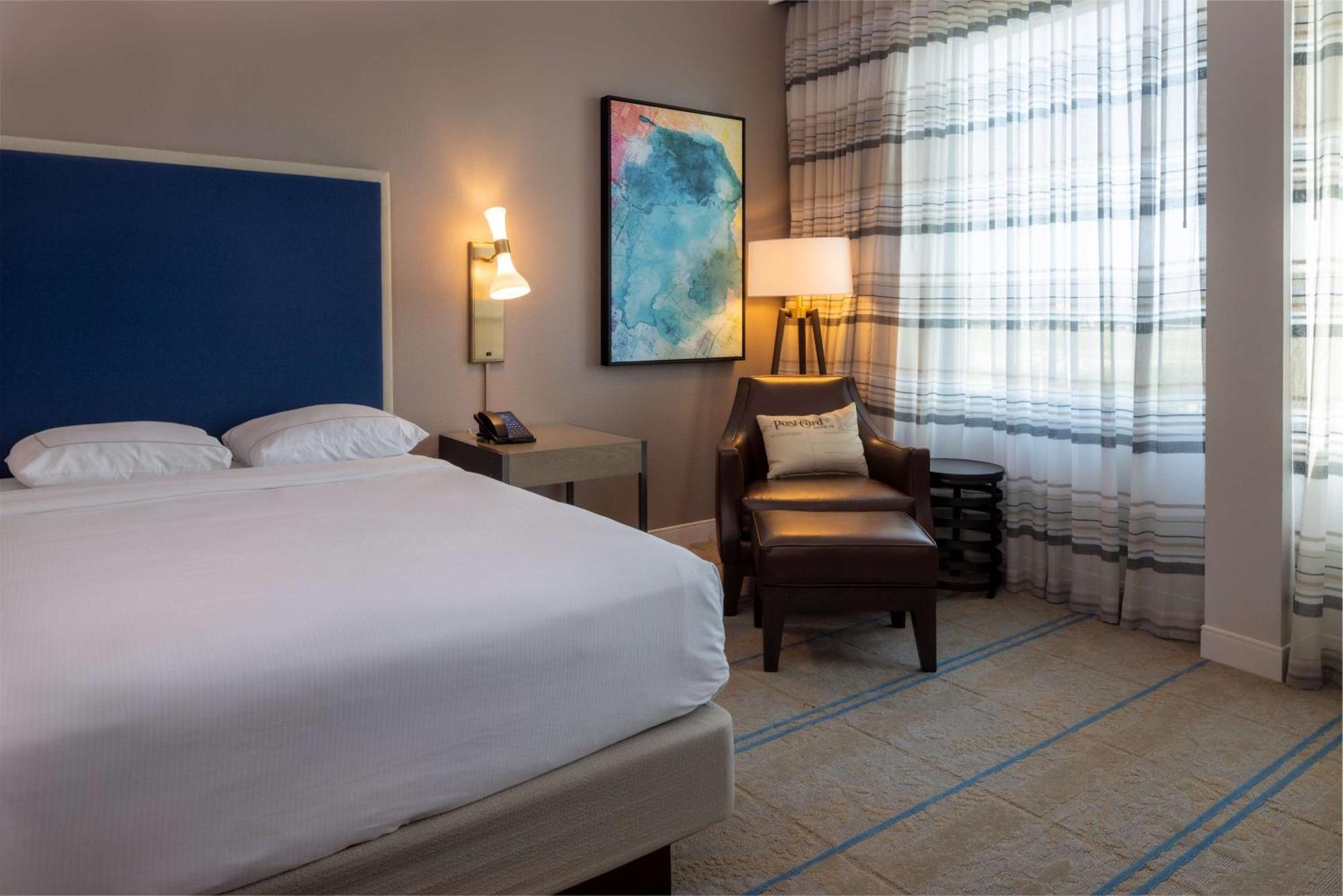 Hotel Hilton Austin Airport Exterior foto